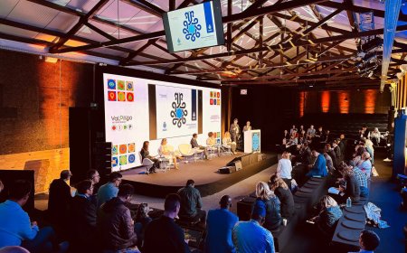 BAŞKAN PEKYATIRMACI SELÇUKLU’NUN ÇEVRE VE SIFIR ATIK  ÇALIŞMALARINI PORTEKİZ’DE ANLATTI